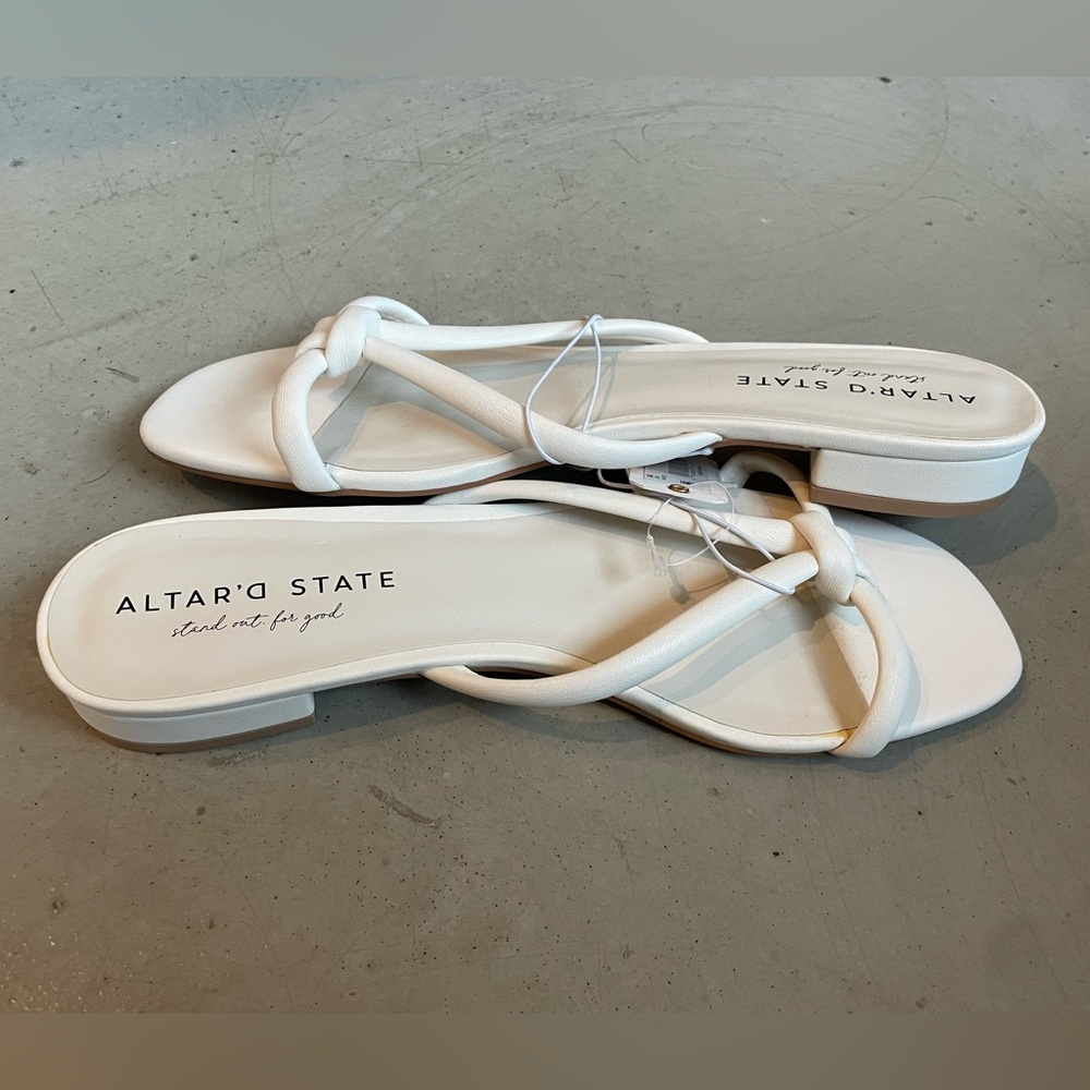 Knotted strap slide sandals NWT